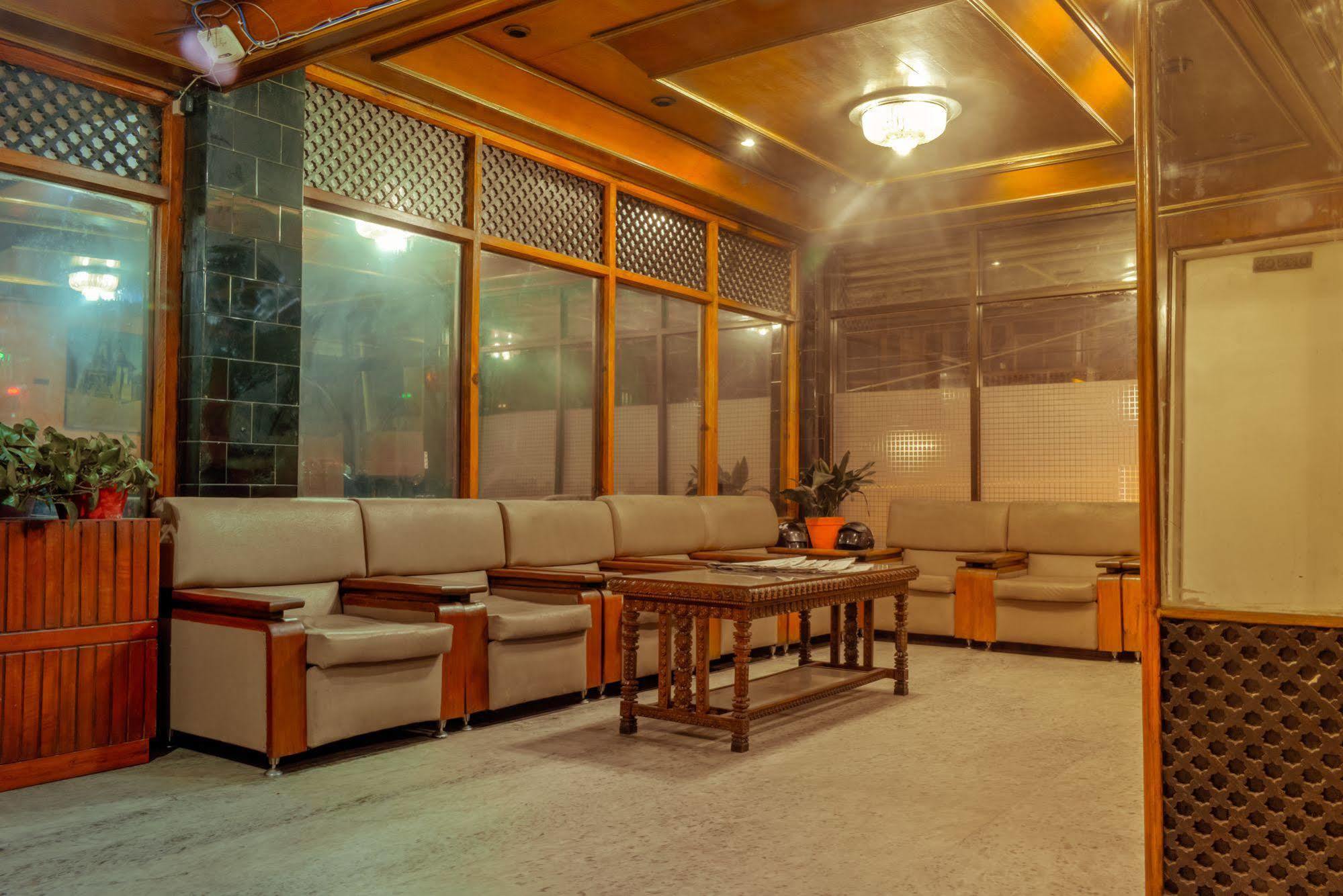 Hotel Kamal Kathmandu Buitenkant foto