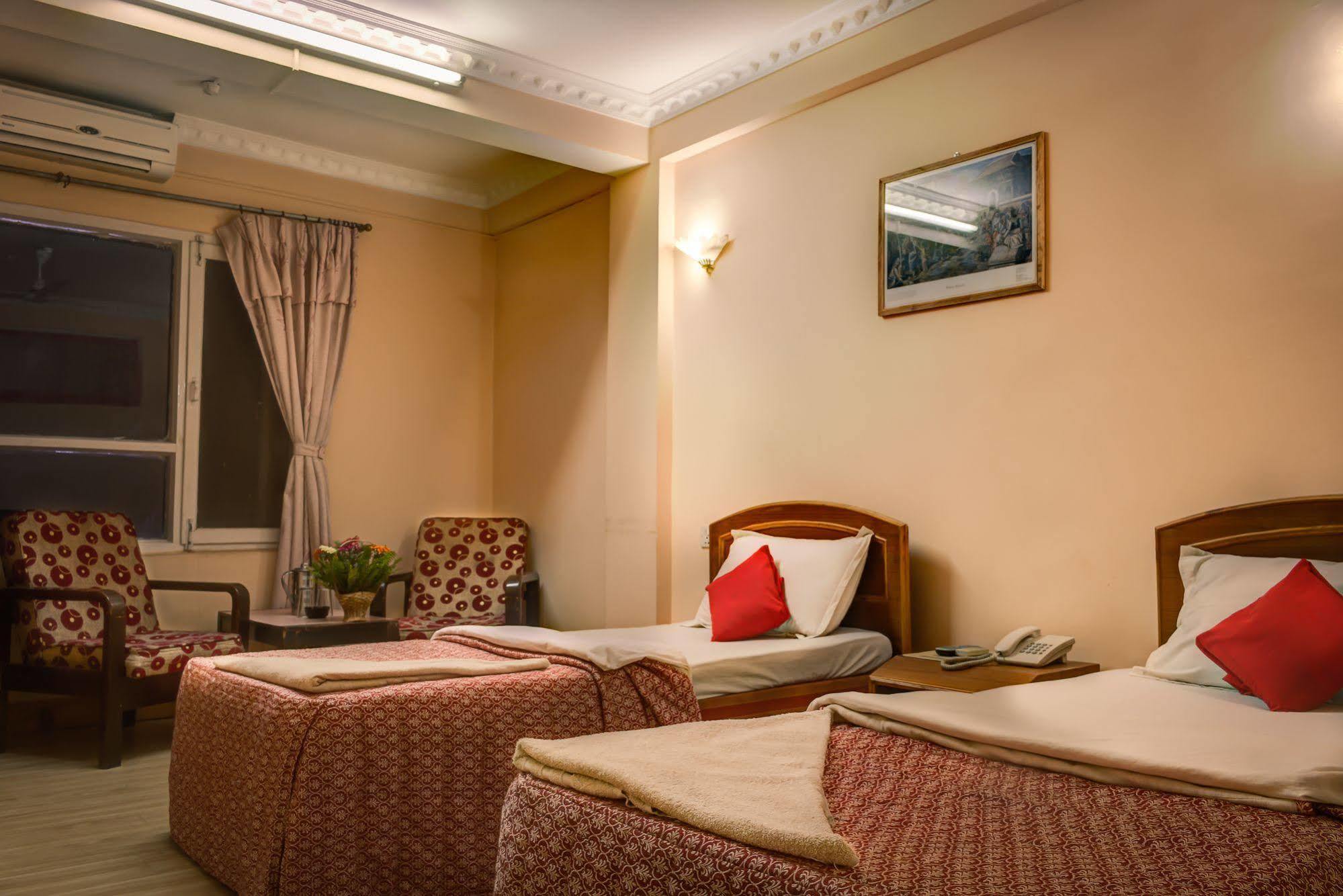Hotel Kamal Kathmandu Buitenkant foto